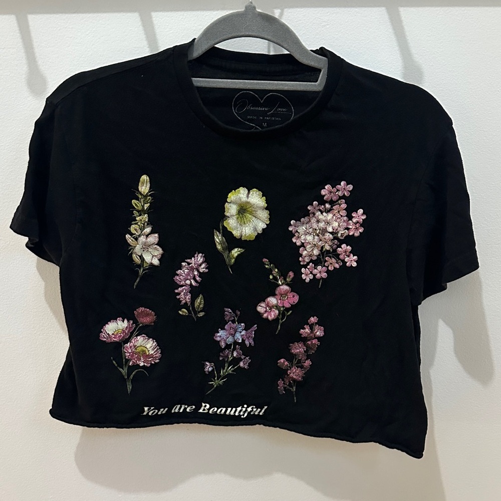 Obsessive Love Cropped Graphic Tee